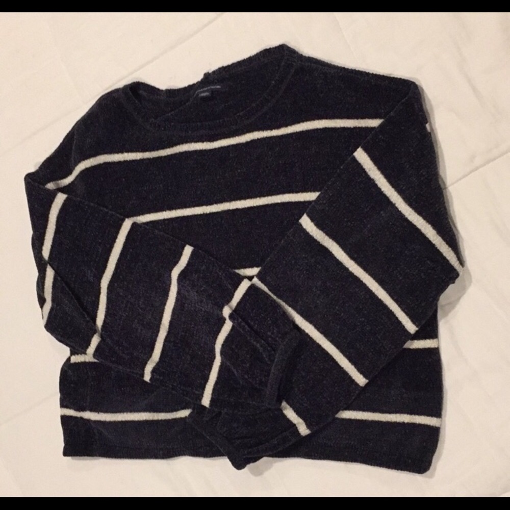 American Eagle chenille sweater